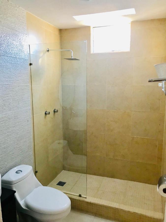 Jr Suite en zona residencial LINDA VISTA - MAGNIFICA UBICACIÓN y tranquilidad. Monterrei Exterior foto