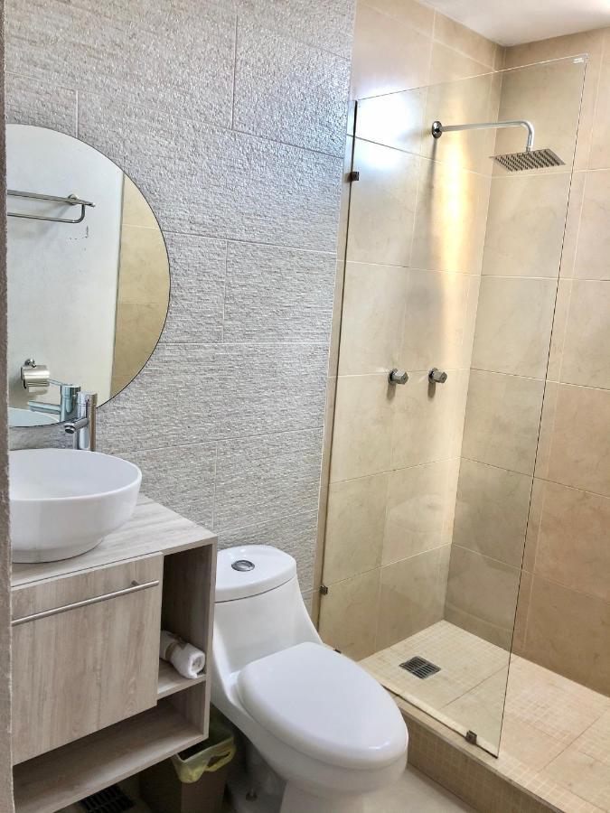 Jr Suite en zona residencial LINDA VISTA - MAGNIFICA UBICACIÓN y tranquilidad. Monterrei Exterior foto